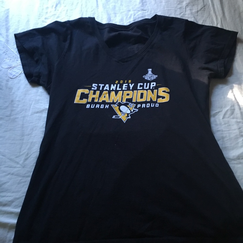 Pittsburgh penguins tee